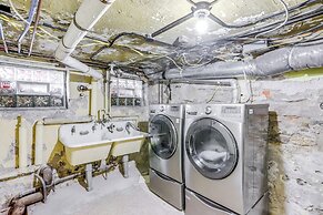 Historic Tiffin Home ~ Half Mi to University!