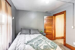 Historic Tiffin Home ~ Half Mi to University!