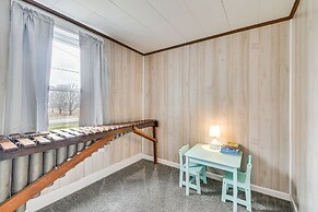 Auburn Finger Lakes Farmhouse w/ Open Views!