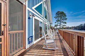 Lakefront New London Retreat w/ Dock & Hot Tub!