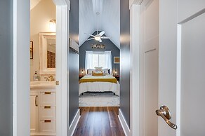 Lakefront New London Retreat w/ Dock & Hot Tub!