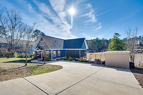 Lakefront New London Retreat w/ Dock & Hot Tub!