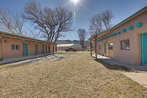 Quiet Mora Hideaway: 35 Mi to Angel Fire Resort!