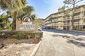 Hilton Head Island Condo w/ Coligny Beach Access!