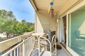 Hilton Head Island Condo w/ Coligny Beach Access!