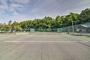 Nisswa Townhome w/ Boat Slip + Gull Lake Access!