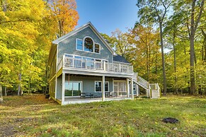Spacious Cottage on Lake Michigan: Stunning Views!