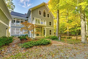 Spacious Cottage on Lake Michigan: Stunning Views!