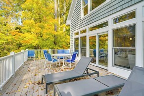 Spacious Cottage on Lake Michigan: Stunning Views!