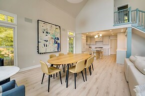 Spacious Cottage on Lake Michigan: Stunning Views!