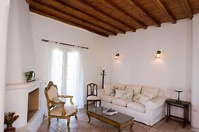 Mykonian Luxury Villa Victoria with Pool