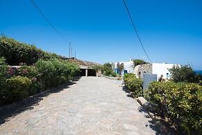 Mykonian Luxury Villa Victoria with Pool