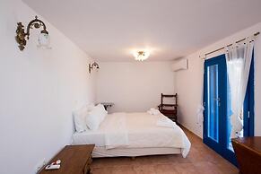 Mykonian Luxury Villa Victoria with Pool