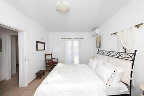 Mykonian Luxury Villa Victoria with Pool