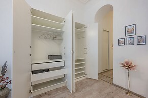 Venus Apartments - Budapest Opera Suite