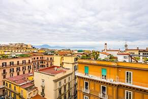 Colonna Classic Style Apartment by Wonderful Italy