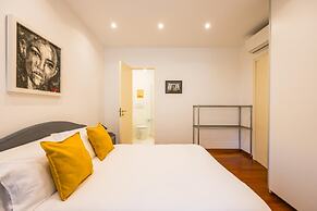 Colonna Classic Style Apartment by Wonderful Italy