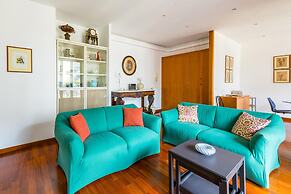 Colonna Classic Style Apartment by Wonderful Italy