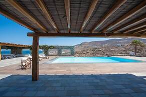Mykonian Private 2 Bd Villa with Pool