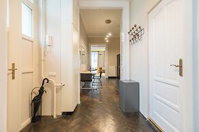 Venus Apartments - Opera III