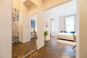 Venus Apartments - Opera III