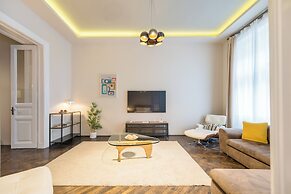 Venus Apartments - Opera III