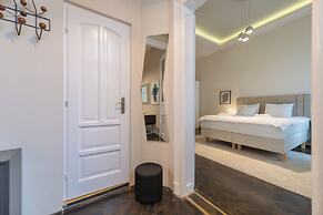 Venus Apartments - Opera III