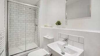 Oceanic Bliss- 2 Bed 2 Bath, Free Park, Netflix