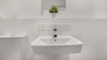 Oceanic Bliss- 2 Bed 2 Bath, Free Park, Netflix