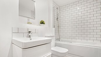 Oceanic Bliss- 2 Bed 2 Bath, Free Park, Netflix