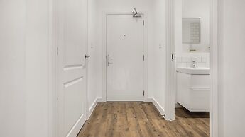 Oceanic Bliss- 2 Bed 2 Bath, Free Park, Netflix