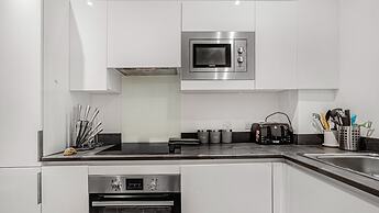 Oceanic Bliss- 2 Bed 2 Bath, Free Park, Netflix