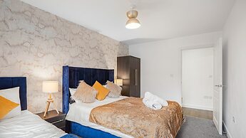 Oceanic Bliss- 2 Bed 2 Bath, Free Park, Netflix