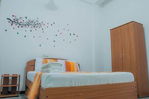 Shell Resort Arugambay