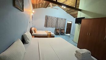 Shell Resort Arugambay