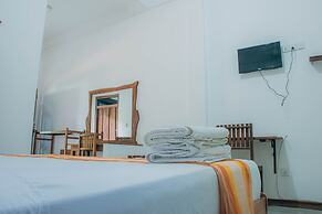 Shell Resort Arugambay