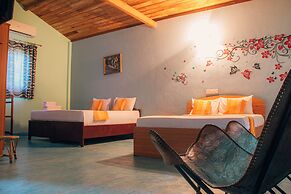 Shell Resort Arugambay