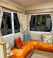 Lovely 2-bed Chalet in Prestatyn