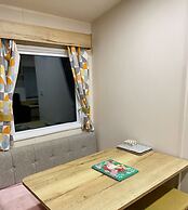 Lovely 2-bed Chalet in Prestatyn