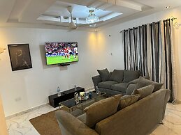 Luxe Apt #4the Retreat Apartments