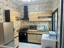 Star Light Apt #3 - The Retreat Apartments