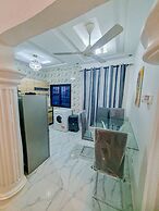 Star Light Apt #3 - The Retreat Apartments