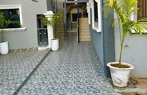 Sun Rise Apt #5 The Retreat Apartments