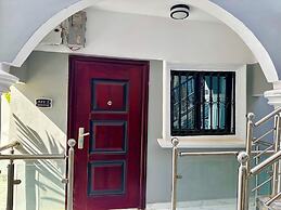 Sun Rise Apt #5 The Retreat Apartments