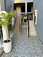 Sun Rise Apt #5 The Retreat Apartments