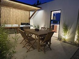 5-bedroom Superior Villa, Sea View & Swimming Pool