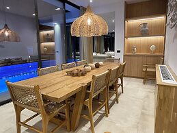 5-bedroom Superior Villa, Sea View & Swimming Pool