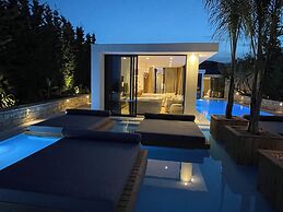 5-bedroom Superior Villa, Sea View & Swimming Pool