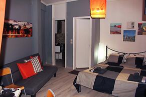 Impeccable 1-bedroom Apartment Center