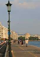 Budget Studio - Heart of City